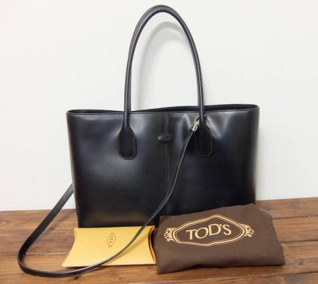  トッズ TOD&rsquo;S スムースレザー トートバッグ ／ ハンドバッグ ブリーフケース TODS バッグ(かばん、バッグ)｜売買されたオークション情報、yahooの商品情報をアーカイブ公開 - オークファン かばん、バッグ