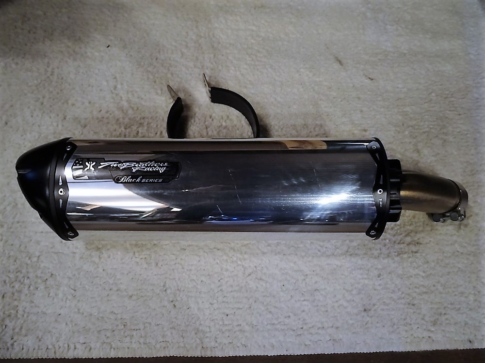 ツーブラザーズ GSX-R600/750 11-16 スリップオンマフラー！