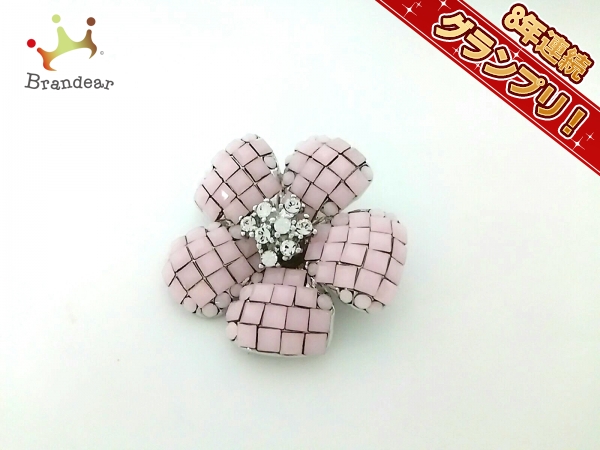 フォクシー FOXEY アクセサリー（他） ブローチ 金属素材×プラスチック×ラインストーン シルバー×ピンク×クリア フラワー 美品