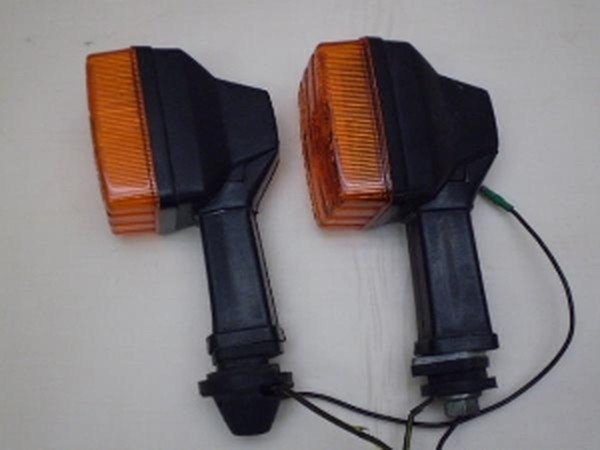 HF5854 AR125(12V) リアウインカー左右 AR125A-0042