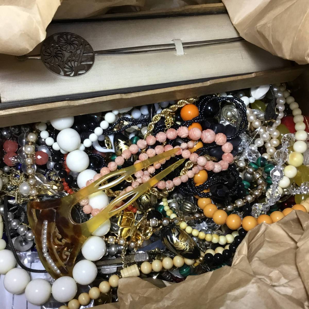 イミテーションアクセサリー 大量 7kg | CORNISHTRADERS.COM