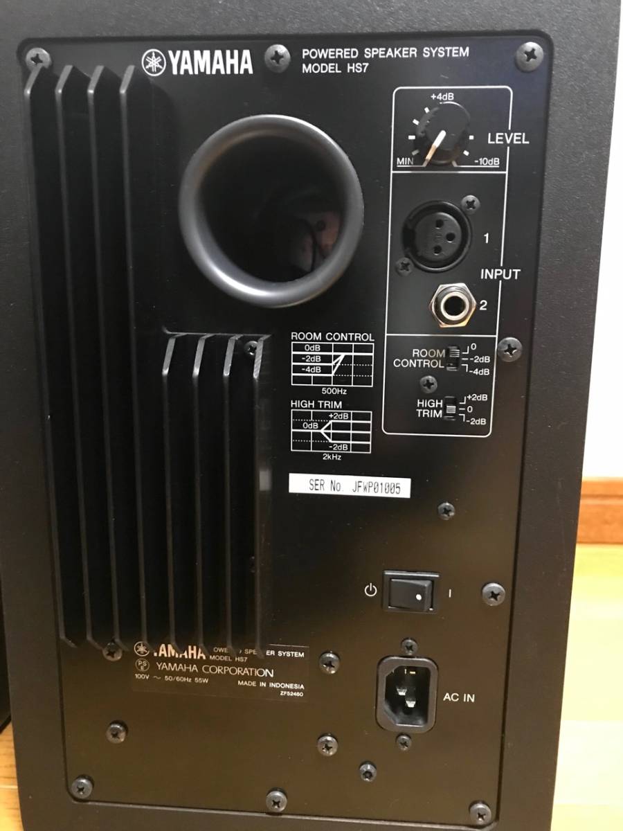 A」Yamaha HS7 ブラックペア インシュレーター＆スタンド付き 【公式通販】