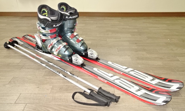 ☆elan ジュニアスキーセット 板130/靴24 スキー 板 130cm」の人気商品