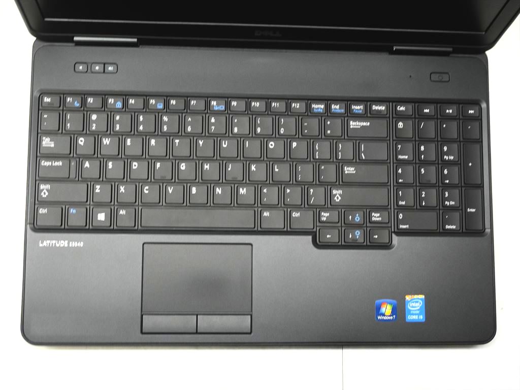 ☆美品☆英語OS.英語キーボード☆第4世代☆DELL Latitude E5540☆Core i5 2.00GHz/4GB/320GB/Sマルチ/無線/DtoD領域☆