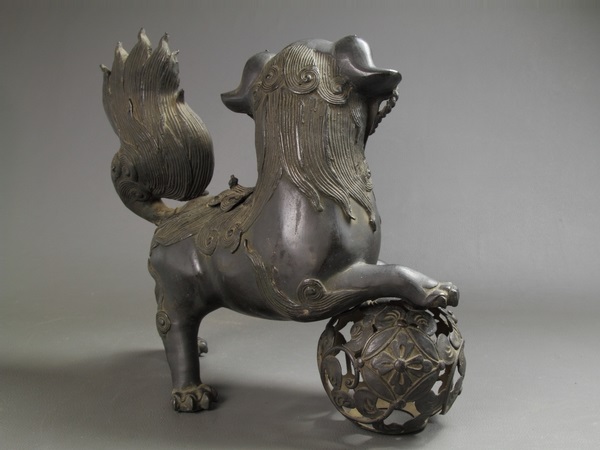 中国 古銅宣徳銅 獅子 神獣 紙鎮 置物 C 7464 中国 古銅宣徳銅 獅子 神