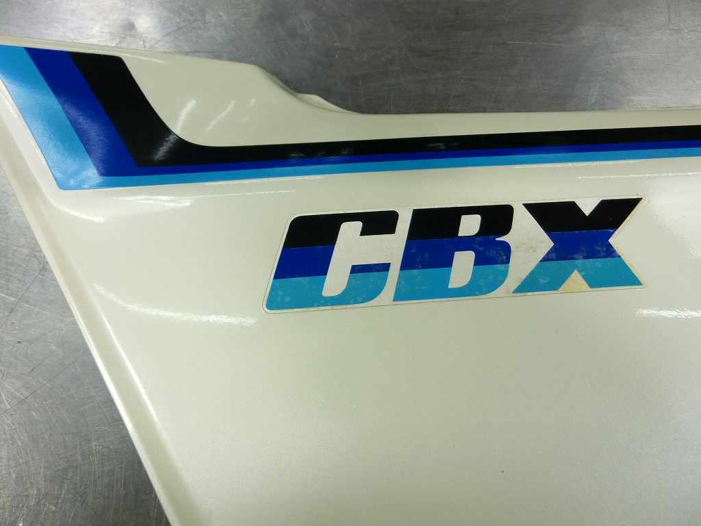 CBX1000 サイドカバー①、綺麗☆CB1、SC06、SC03E、プロリンク、モノサス