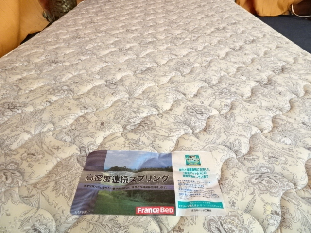 送料無料 フランスベッド Z-HI セミダブルサイズマットレス 展示品