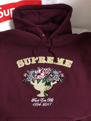 爆買い，本物保証 supreme center piece hooded サイズM シュプリーム(パーカ)｜売買されたオークション情報、yahooの商品情報をアーカイブ公開 - オークファン 男性用