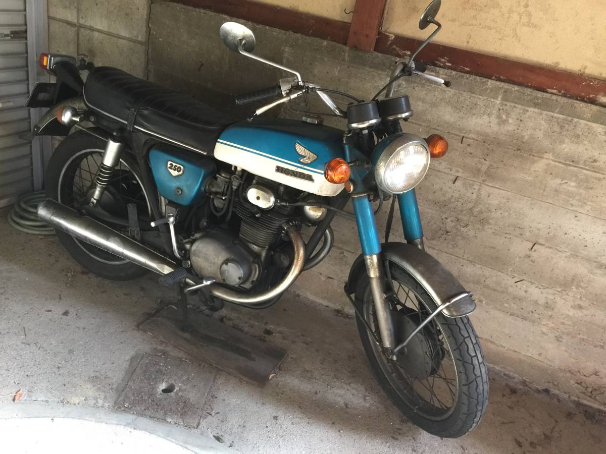 CB250 ドリームCB250エクスポート 新感覚デザインのツートーンカラーで 