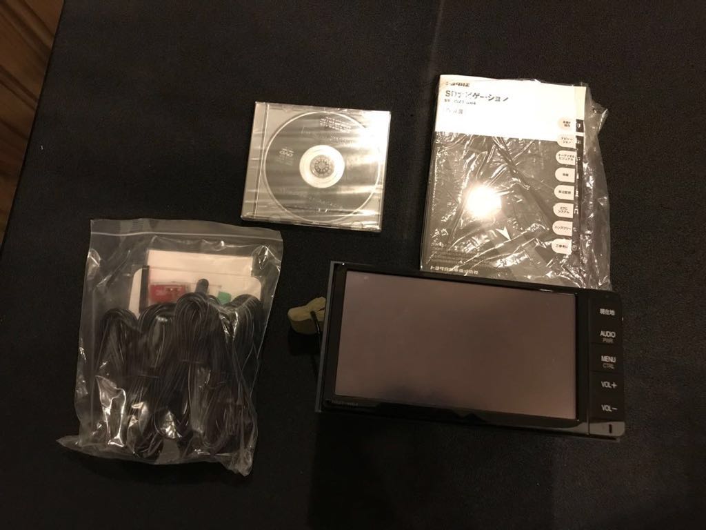 トヨタ純正SDナビ NSZT-W64 新品アンテナセット 即決あり トヨタ純正