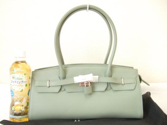  99 品 皇室御用達 HAMANO 濱野皮革工藝 ハマノ レザーハンドバッグ グリーン系(牛革)｜売買されたオークション情報、yahooの商品情報をアーカイブ公開 - オークファン 牛革