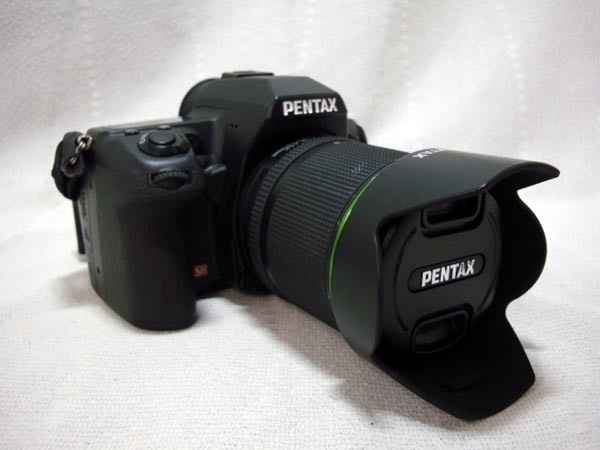 ☆iPENTAX デジタル一眼レフカメラ K-5 レンズF3．5-5．6 18-135mm