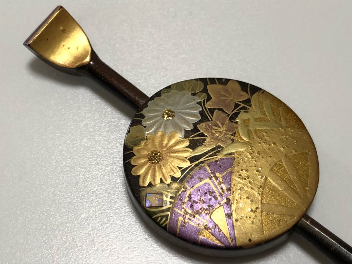 木製 金蒔絵 金箔 作家物 寿舟 片輪車に菊菫 平打ち簪【検/かんざし】