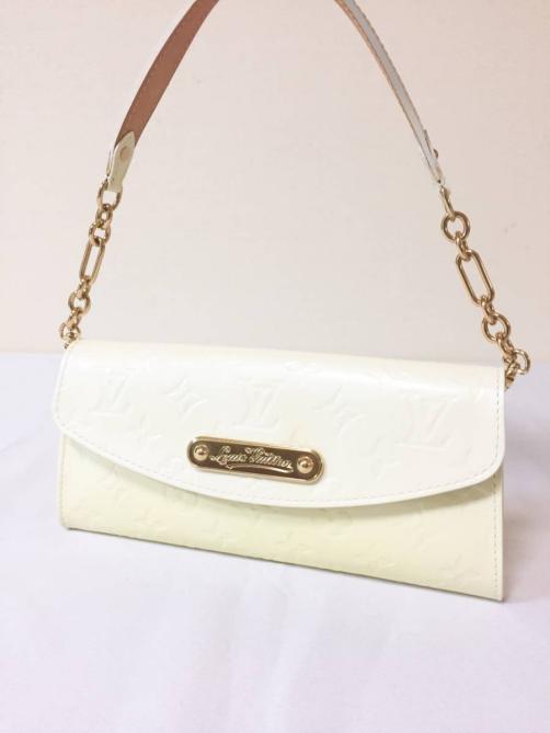 赤字超特価，送料無料 極 ルイヴィトン LOUIS VUITTON モノグラム ヴェルニ ショルダー バッグ サンセット ブルーバー ショルダーストラップ付属(その他)｜売買されたオークション情報、yahooの商品情報をアーカイブ その他