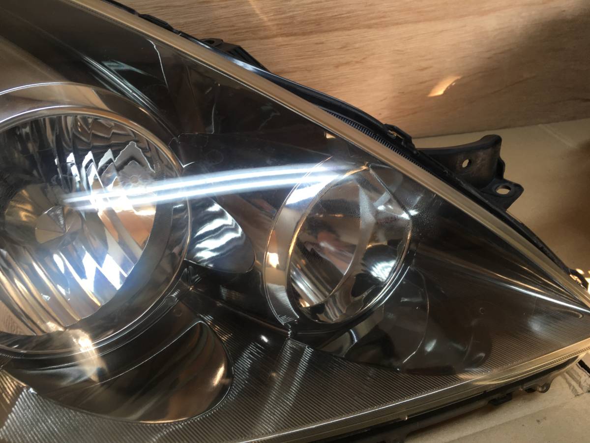 トヨタ ウィッシュ ZNE10 HID 右側 ヘッドライト 【公式通販】