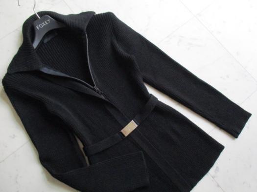 極美品PRADA PRADA プラダ 黒 ウール ベルト付 ニット