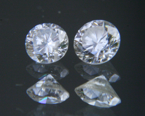 ♪【激安・福袋】ホワイトダイヤ 0.05ct 2PCS☆0.10ct