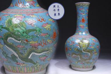 中国古美術・大清康熙・缸豆红釉菊瓣瓶・花瓶・観賞用・