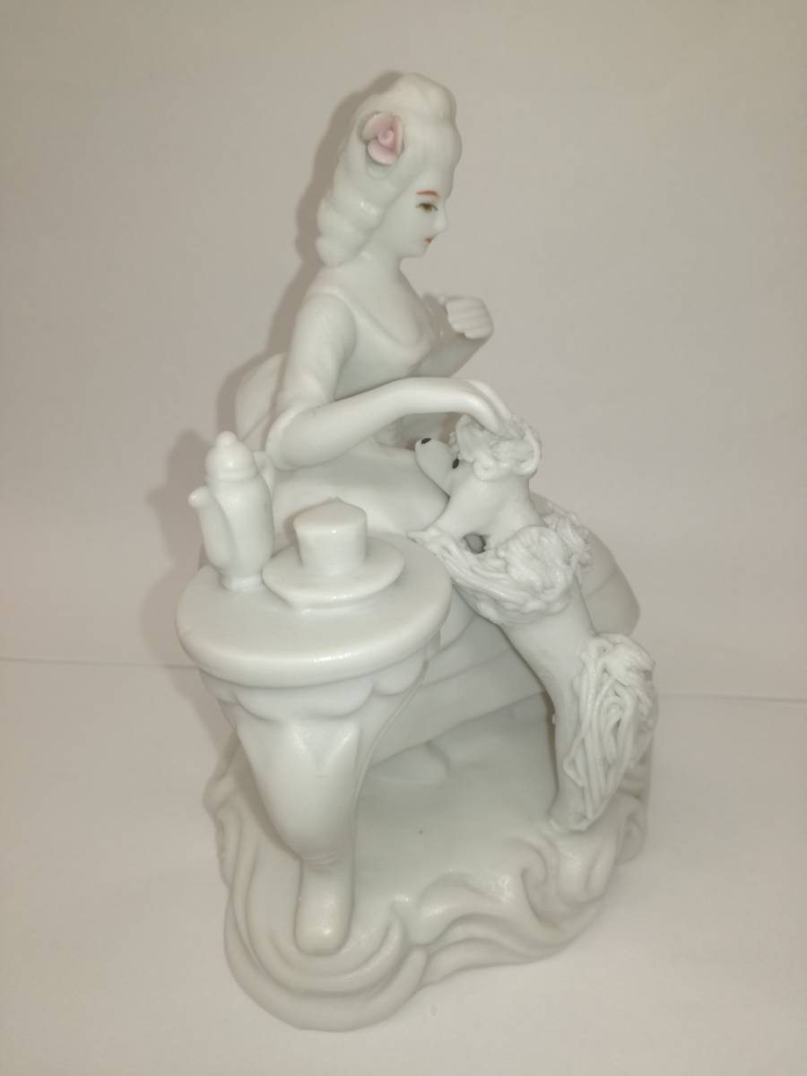 極レア品　瀬戸ノベルティ　プードルと貴婦人のティータイム　白生地_4