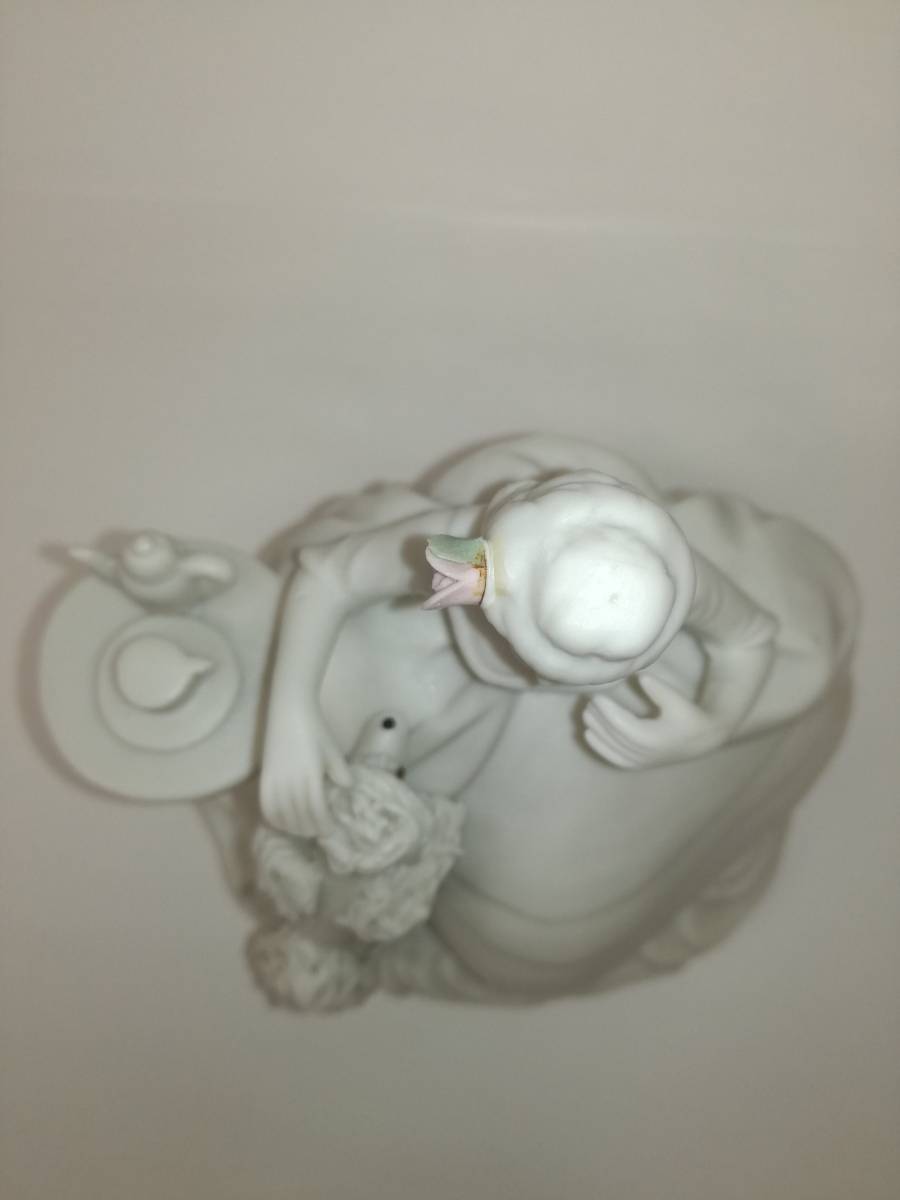 極レア品　瀬戸ノベルティ　プードルと貴婦人のティータイム　白生地_6