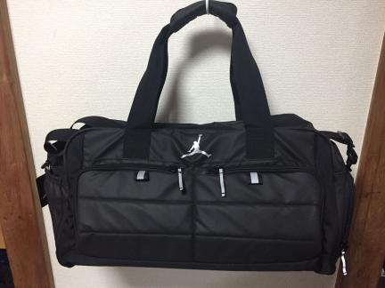 驚きの破格値，本物保証 NIKE AIR JORDAN ジョーダン ジャンプマン ボストンバッグ 黒 正規品(ボストンバッグ)｜売買されたオークション情報、yahooの商品情報をアーカイブ公開 - オークファン ボストンバッグ