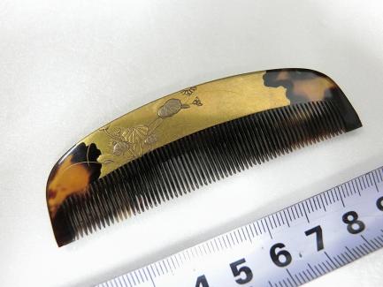 赤字超特価，定番 A07028 明治期 本鼈甲 無銘 蒔絵花草文 アンティーク櫛 9g(かんざし)｜売買されたオークション情報、yahooの商品情報をアーカイブ公開 - オークファン かんざし