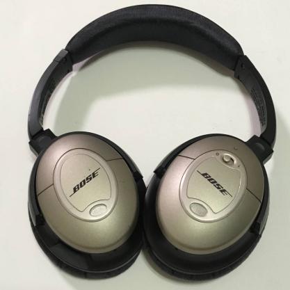 BOSE ノイズキャンセリングヘッドフォン QC-2（中古）