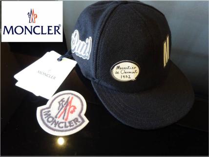 定価8万円☆新品未使用タグ付き☆本物保証！ MONCLER グラフィックロゴバックプリント スウェット XLサイズ　ホワイト　完売品　トレーナー MONCLER -最高級 2026年最新Yahoo!オークション Cropped sweatshirt MONCLERのフリマアイテム一覧
