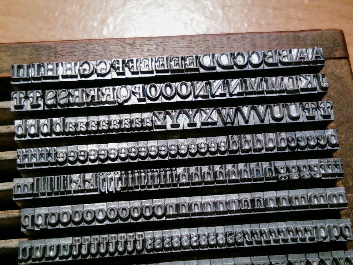 メタルスタンプ 12pt スタンププレート Gothic Extra Cond.大文字・数字 10pt Century Roman メタルスタンプ 活字 刻印 レザークラフト ヌメ革に ハンドメイド アルファベット 革工芸