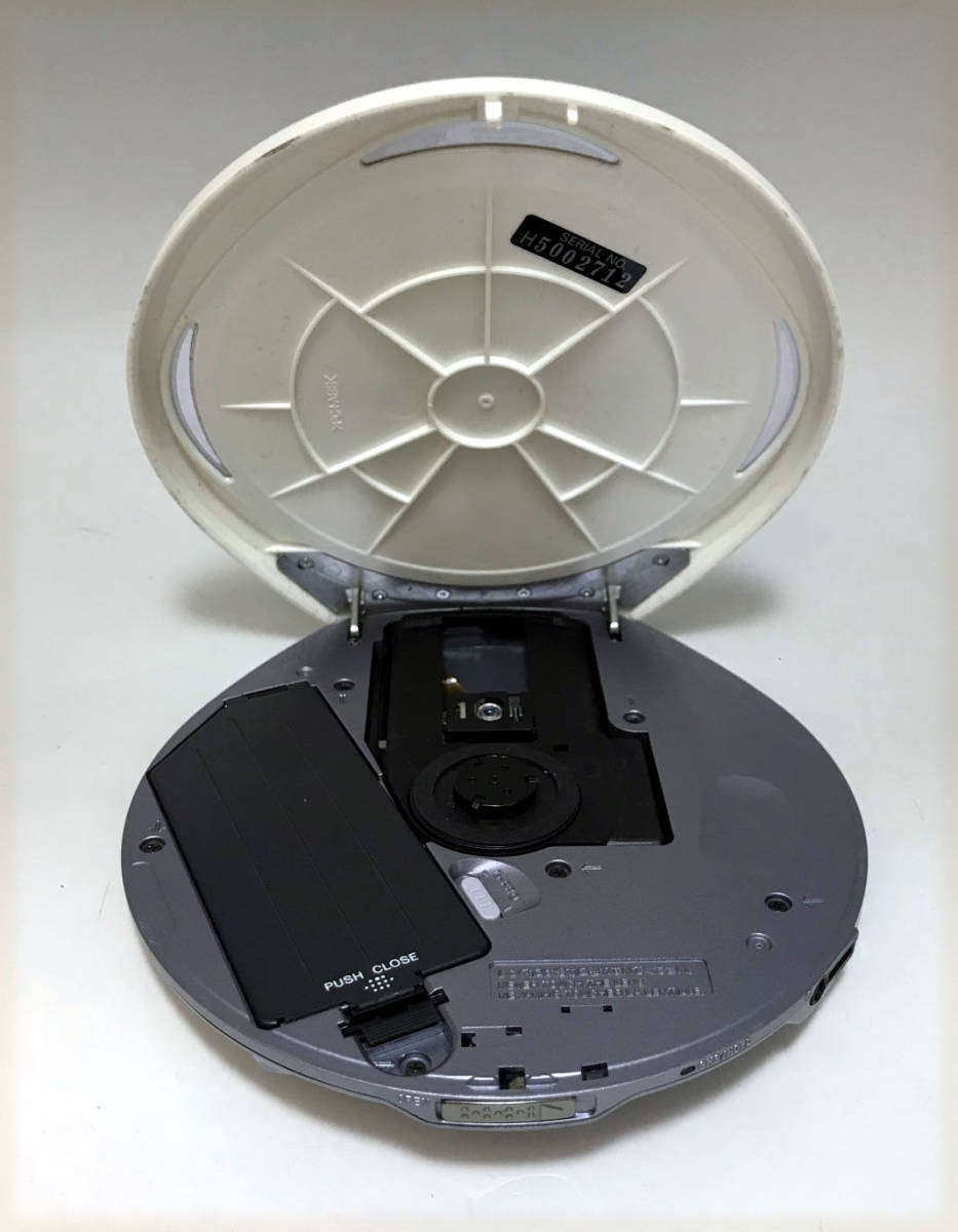 ○ SONY CDウォークマン/D-E888