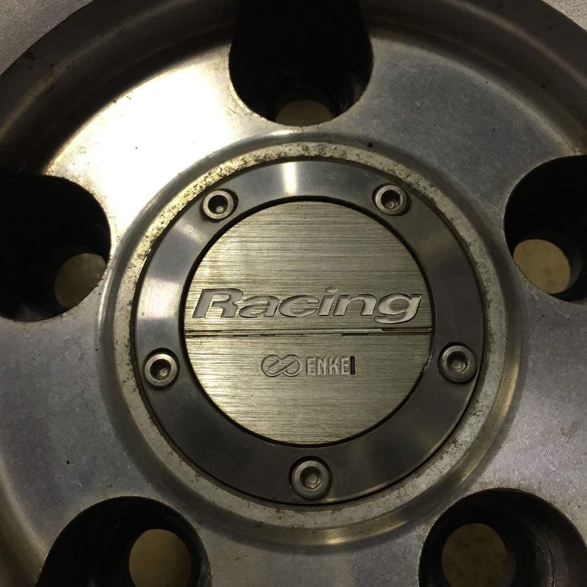 エンケイ 格安軽量ホイール ENKEI RS+M 17インチ 7J+45 PCD114.3 5穴