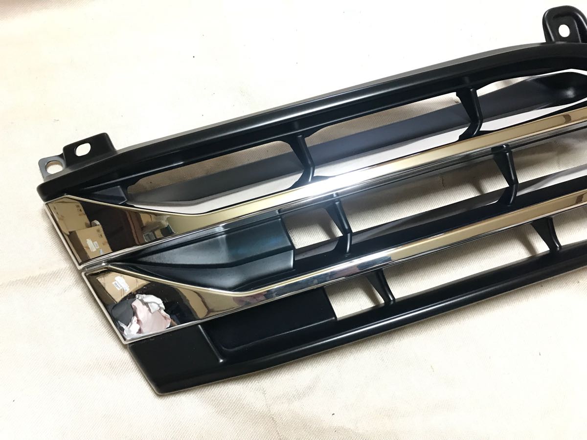 即決 美品 ハイエース 200系 3型 ワイドボディ モデリスタ フロント