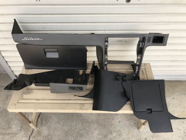 MKBNRBオーダー品 シルビア 日産 純正 ダッシュ s15 S15シルビア S15 シルビア スペック