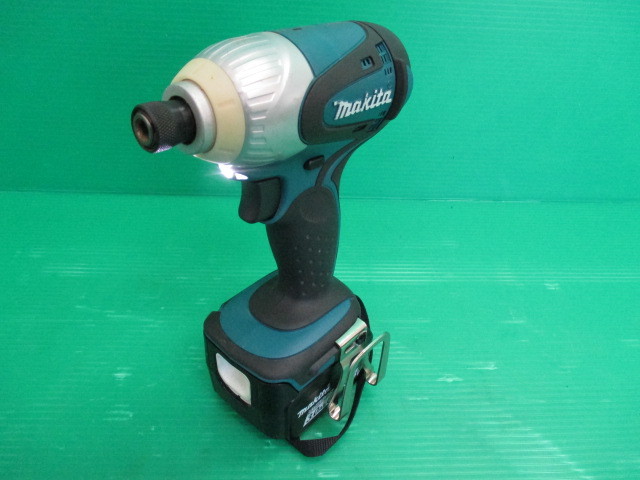 B37 マキタ 14.4V充電インパクト TD131D バッテリー1個 makita B37 マキタ 14.4V充電インパクト TD131D バッテリー1個 makita