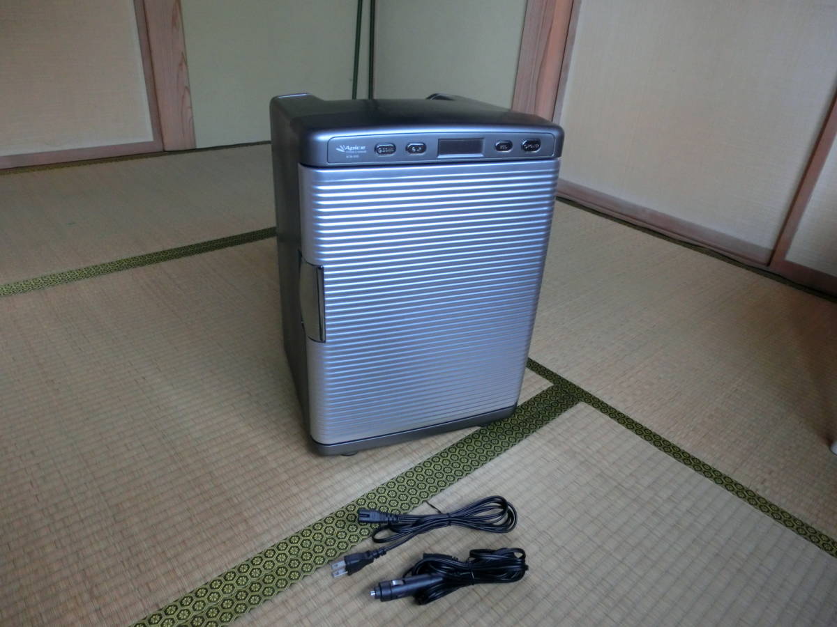 未使用 ポータブル保冷温庫 アピックス ACW 610 ペルチェ 20L車載 (未