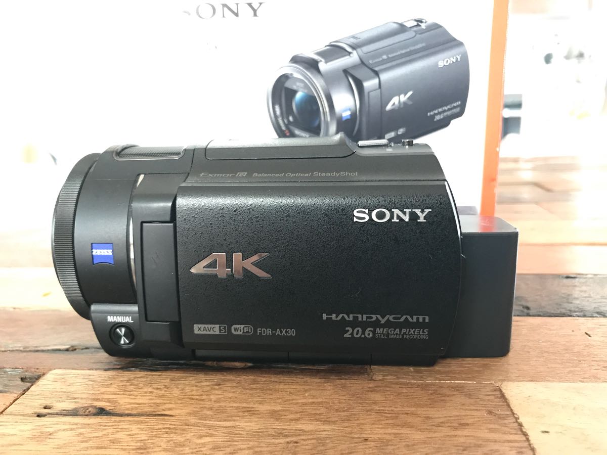中古美品】SONY ハンディーカム 4K FDR-AX30 おまけ付き 画質が 中古美品】SONY ハンディーカム 4K FDR-AX30 おまけ付き 画質が