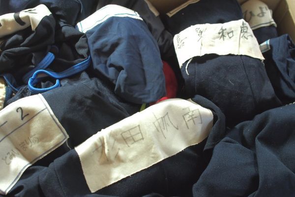 SALE，送料無料 K2000 D 競泳水着 計100枚以上 (検 ビキニ 大箱