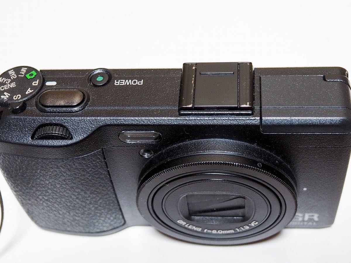 良品【RICOH】GR DIGITAL Ⅳ WiFiカード、予備バッテリー、純正ケース