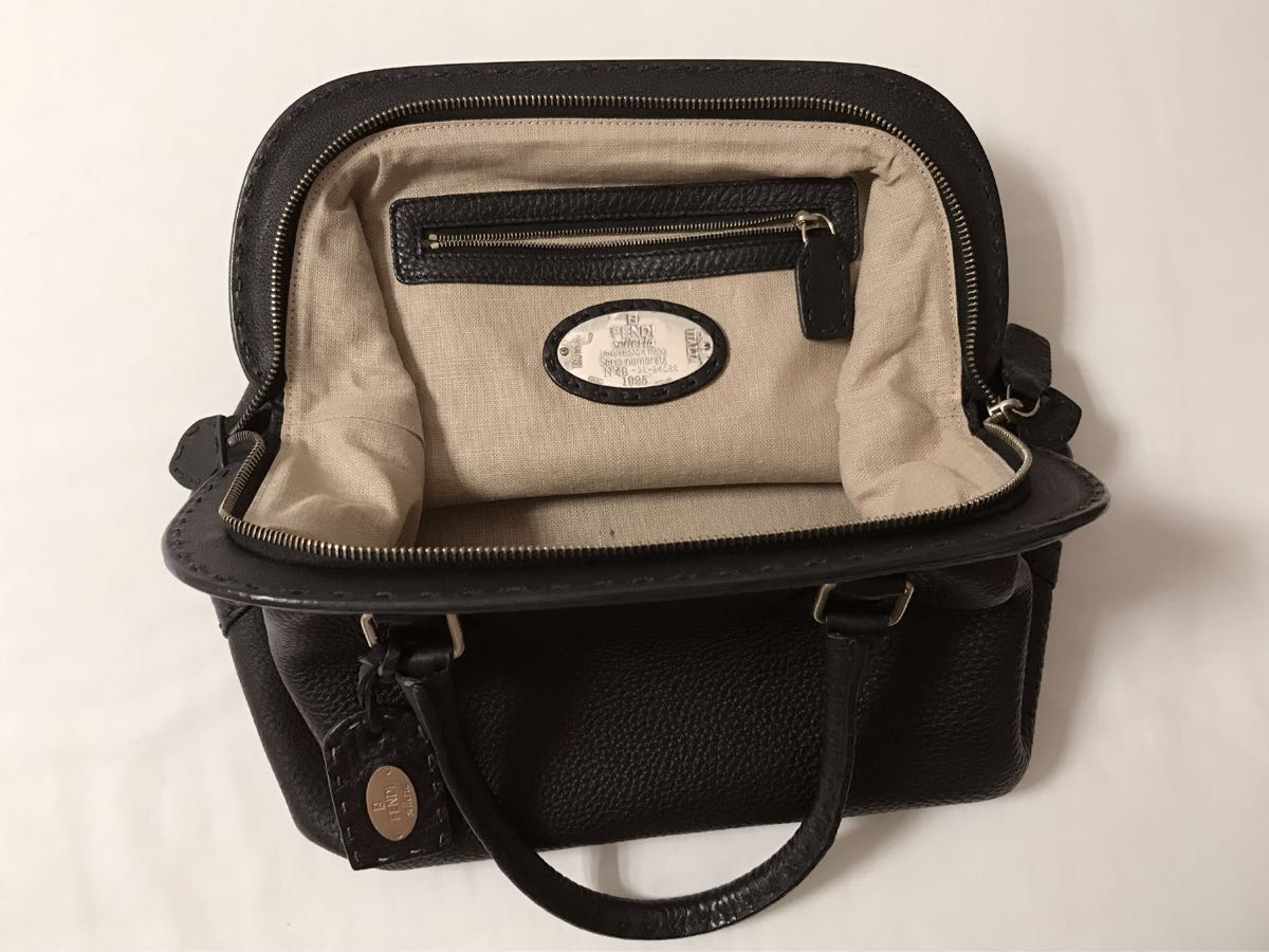 本物/正規品/美品 FENDI フェンディ SELLERIA セレリア アデーレ 