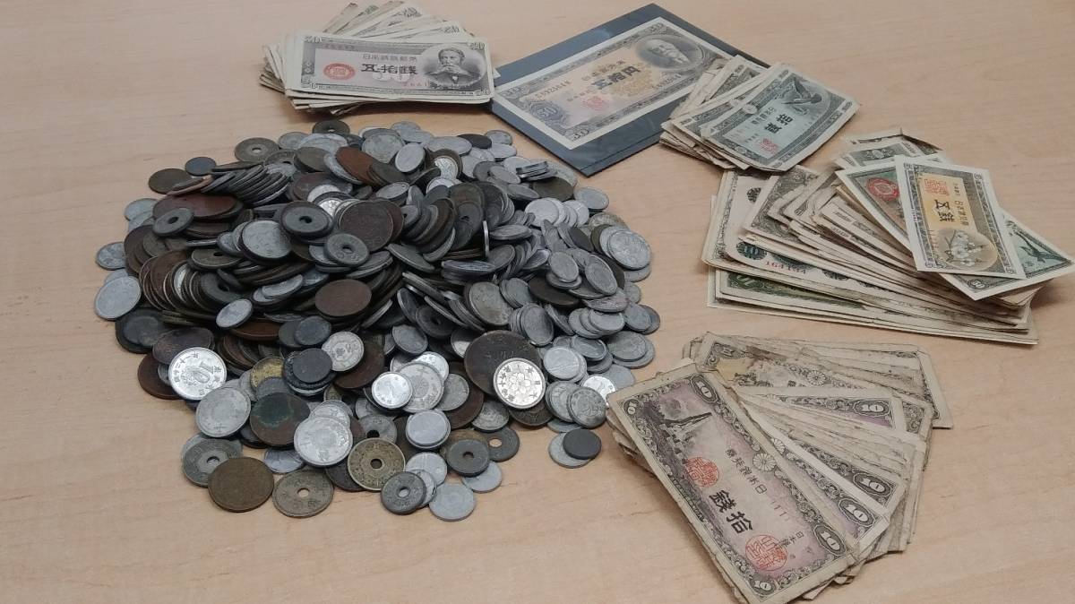 日本 古銭 いろいろ おまとめ 1.8kg以上 穴銭 / 銀貨 / 絵銭 / 硬貨