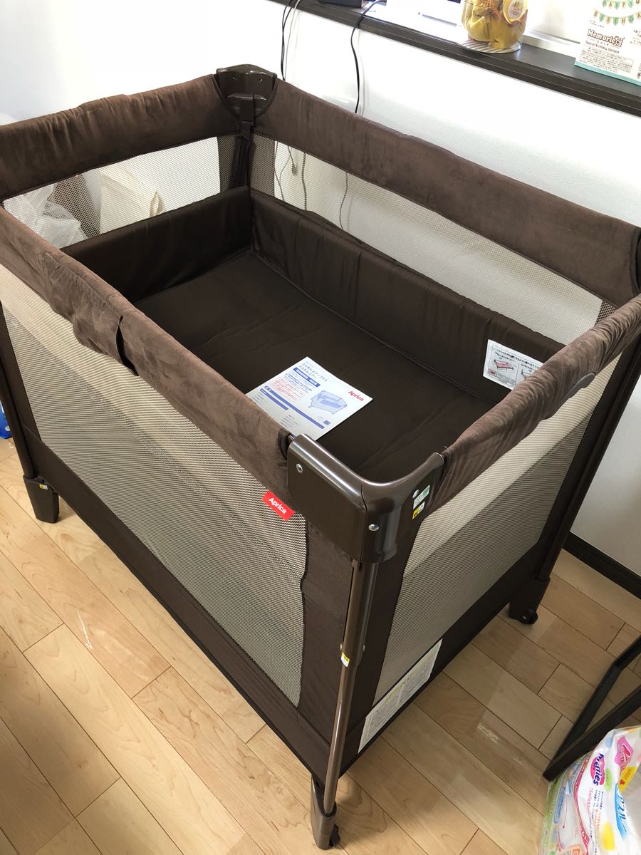 美品】 アップリカ ココネル ベビーベッド ココア ブラウン プレイヤー 