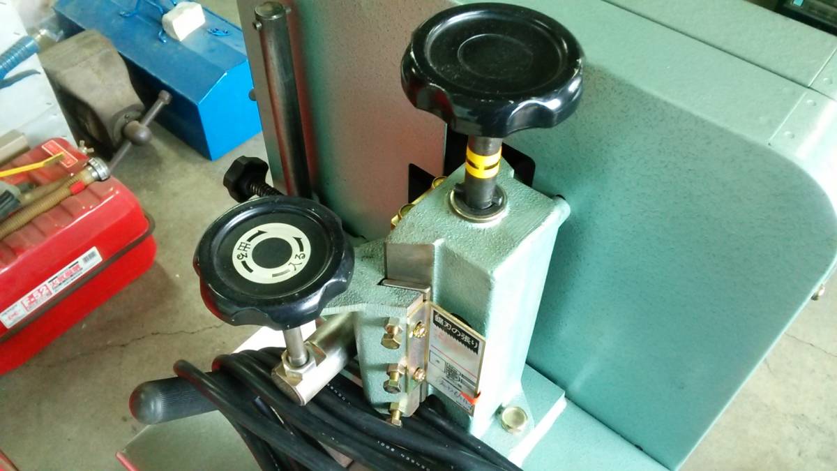 ☆日立 バンドソー CB65F ☆100V 中古 動作確認済み(バンドソー)｜売買 