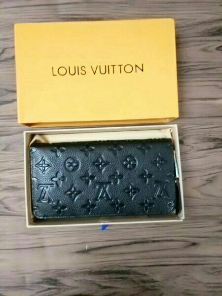 新品 人気 ルイヴィトン LV 長財布 モノグラム ブラック 新品未使用 