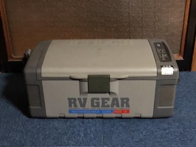 RV GEAR ポータブル冷温庫 National 松下電工 - メルカリ ERV724 9L 