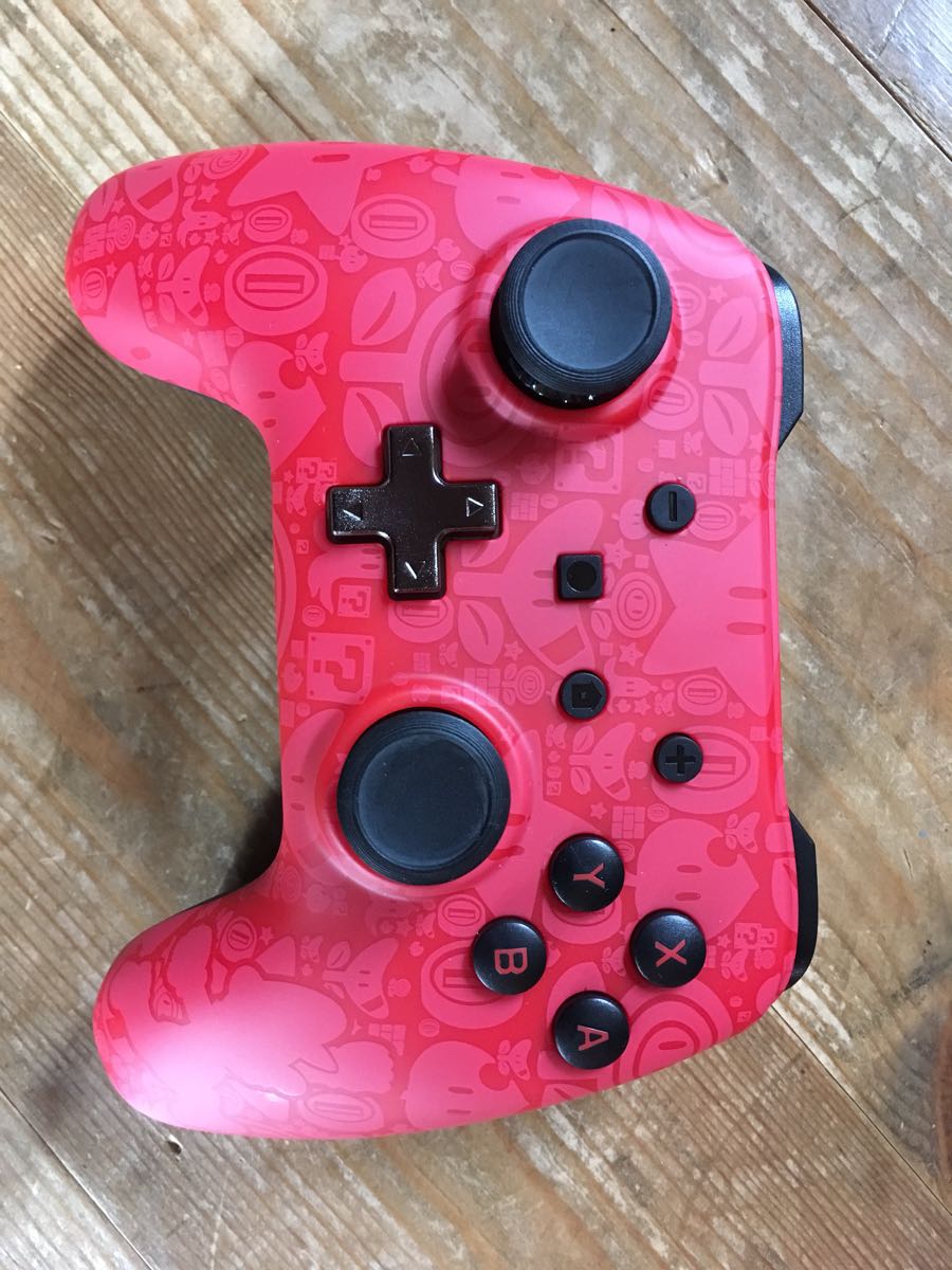 ニンテンドースイッチ☆コントローラー スーパーマリオ オデッセイ版