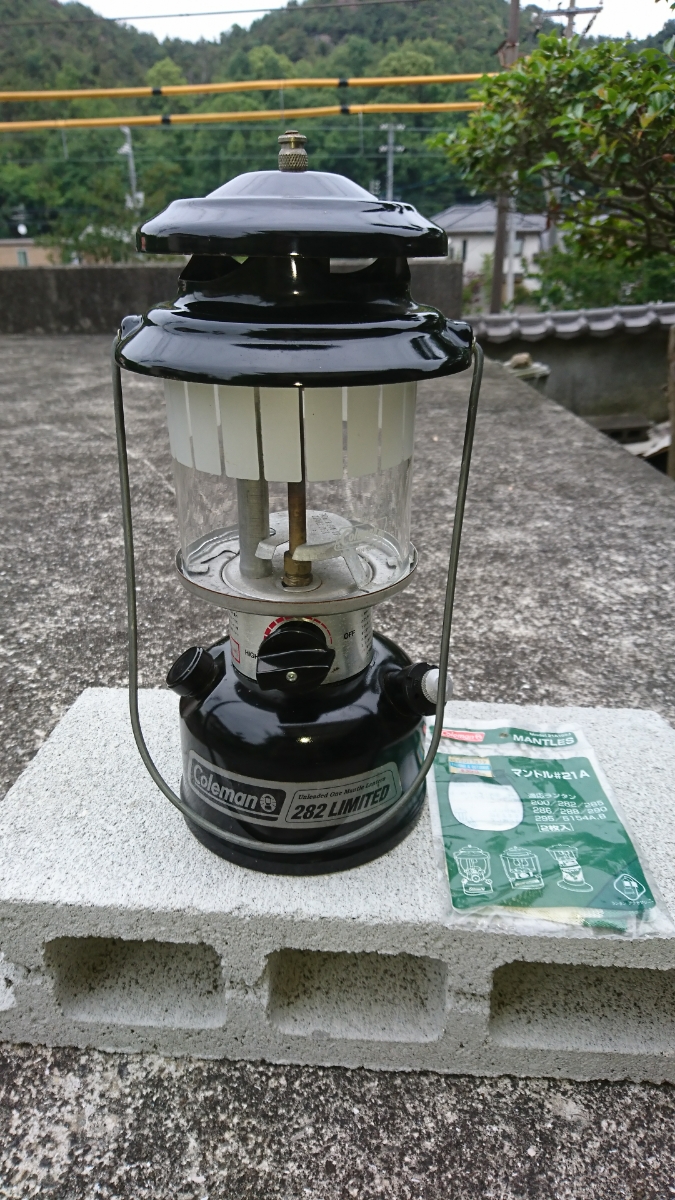  Coleman シングルマントルランタン 282LIMITED(ホワイトガソリンランタン)｜売買されたオークション情報、yahooの商品情報をアーカイブ公開 - オークファン ホワイトガソリンランタン