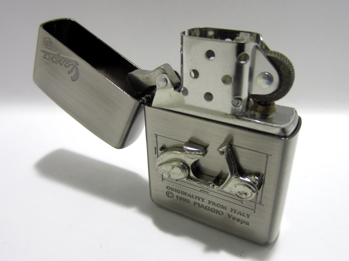 1996年 ZIPPO ホクトベガ 競馬記念 (ジッポ) オイルライター 未使用 