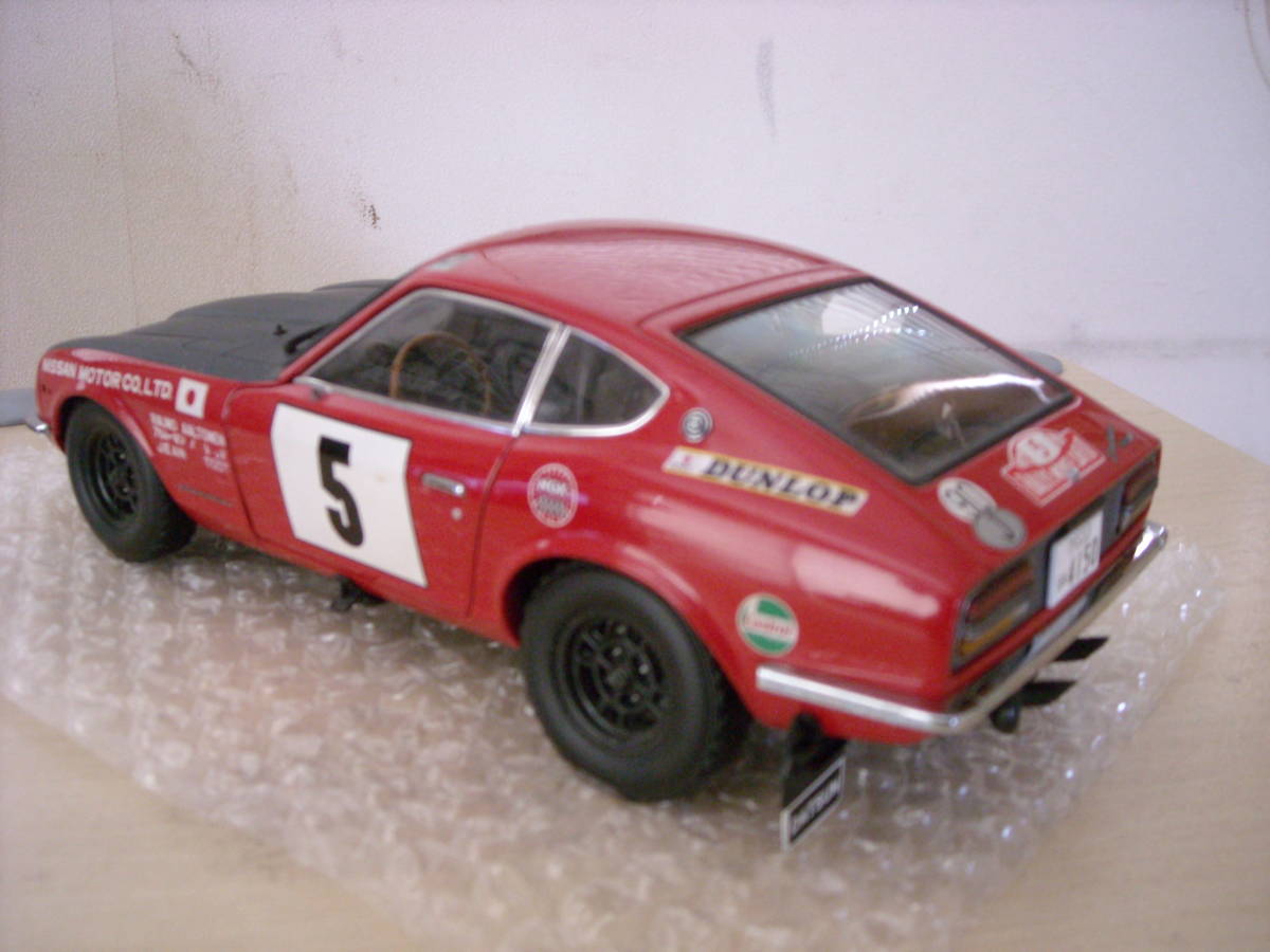○即決○ジャンク品○ 京商 日産 DATSUN フェアレディZ ラリー 1/18