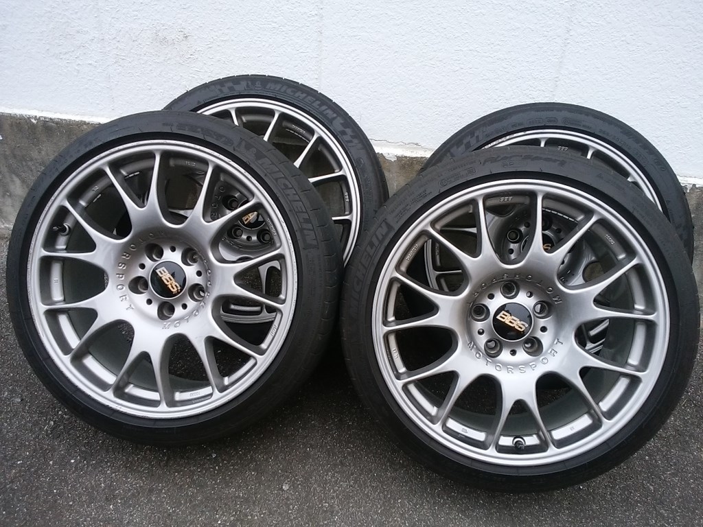 □ BBS □ CH004 Germany 8.5J +35 5H-120 MICHELIN PS2 225/40R19 PSS
