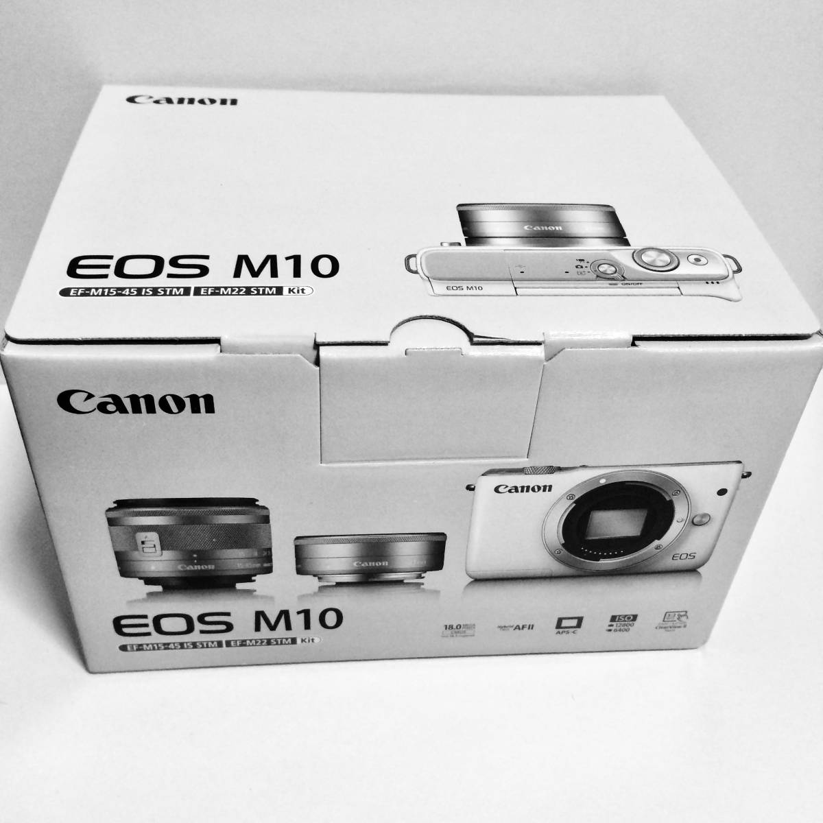 ほぼ新品】EOS M10 ダブルレンズキット ホワイト Canon カメラ【保証